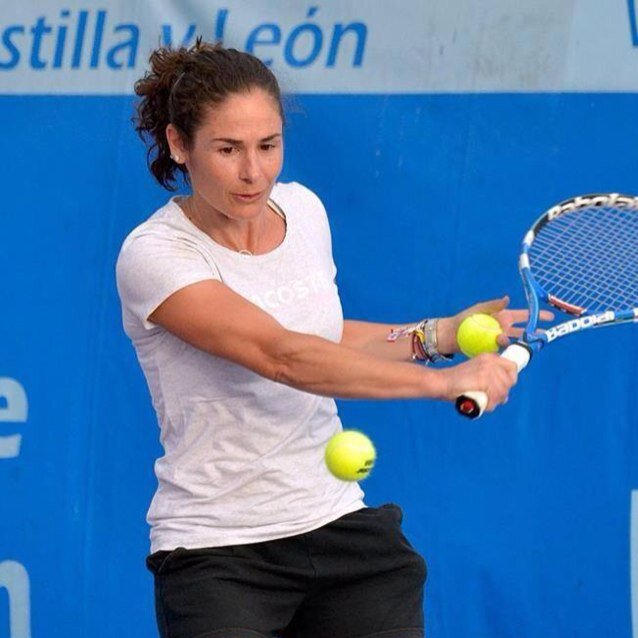 ex-tenista, en nueva etapa de la vida. Comentarista de tenis en Teledeporte. Directora del ATP Challenger Open Castilla y Leon Villa de El Espinar