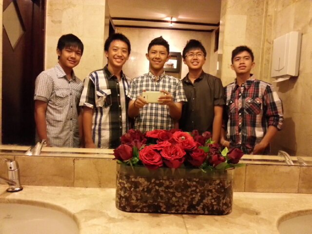 ErnestoAndriawa's profile picture. 