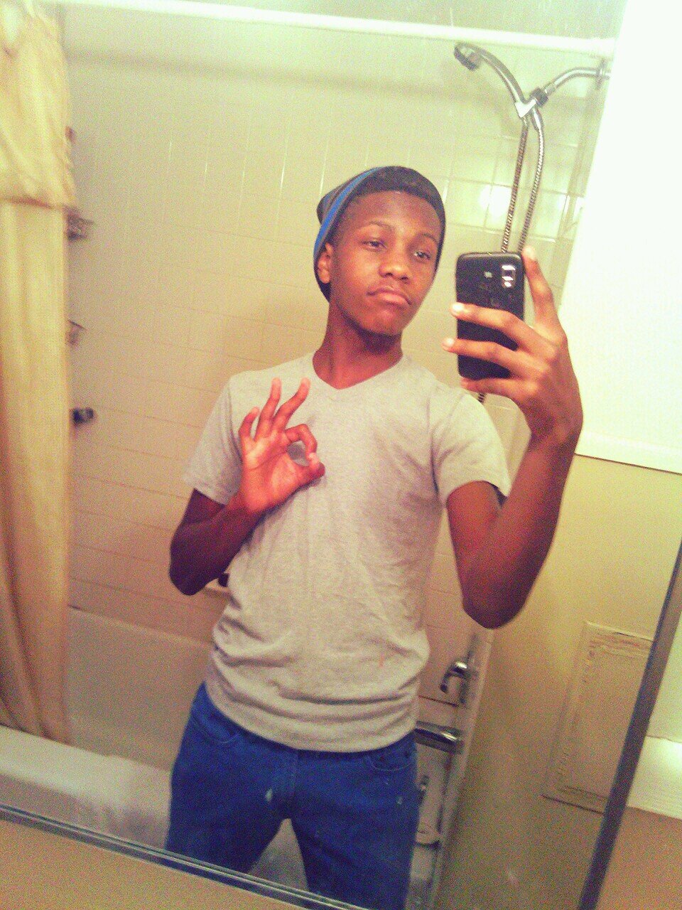 Im Gay! ×£Θปξ× Kik me: DavidDude_ Instagram: 3rd_dave #teamgemini ♠♢