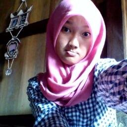 yhana_moursu's profile picture. Indah pada saat nya