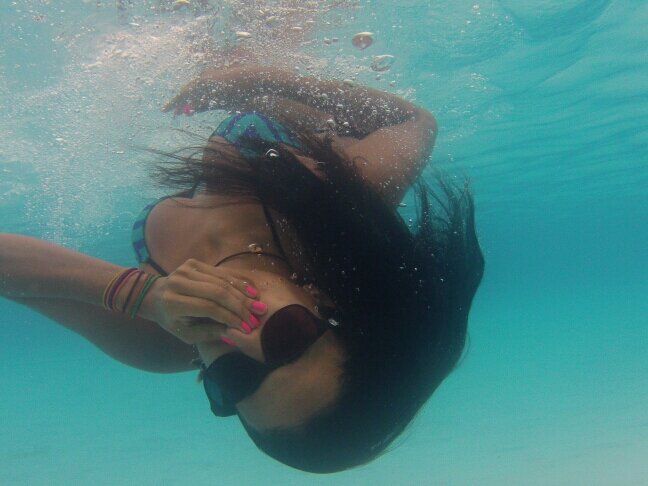 Playa, carver, fut, fotografía, redes sociales, arte y música.