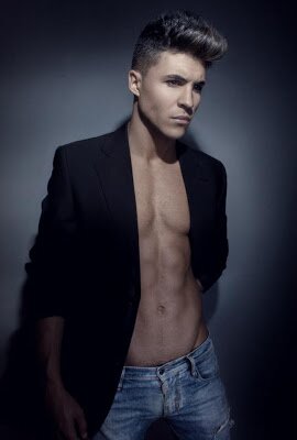 Creo que nunca fuiste capaz de entender todo lo que podia hacer porti 'KIKO Vivo por y para el :) lo quiero @kikoookiko