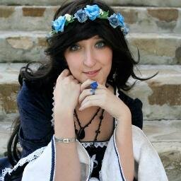 Student at the Comics, cosplayers, mannequin, food lover and books.