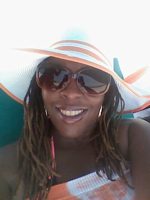 Im just doing me!!! loving my friends, family, and loved ones!! Life is too short to waste so love it u or die trying!! Love God in every thing u do!!!