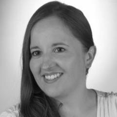 Translator, Översättare, Tłumacz. Adores British sense of humour, Swedish tongue twisters and not afraid of Polish pronunciation.