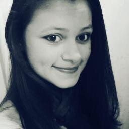 Sou mto mto chata,e AMO cavalos néh =3