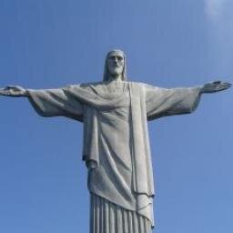 サッカーを愛し
いしまるを愛する
おっさんです（笑）