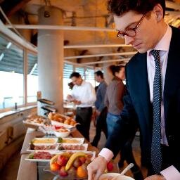 Netwerken in Amsterdam centrum. Top professionals gunnen elkaar omzet