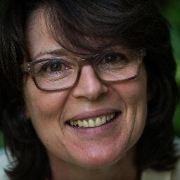 Maire de Carquefou
 Conseillère Départementale du Canton de Carquefou