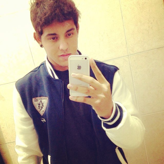 Quem escreve nosso destino somos.  SIGAM  : instagram - jonyloopes / WhatsApp : 3183774994 ✌
