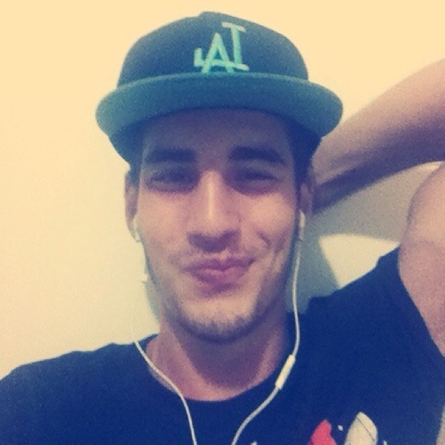VOLEYBOL / DUBSTEP / EMINEM / KHALIFA / SKRILLEX / LANA DEL REY /  RIHANNA / J.COLE