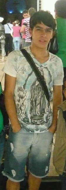 artubusta94's profile picture. No importa que no conozcas el camino que recorres, siempre que tengas una palabra de Dios que te guie hacia tu destino... futbolista 9, amo el futbol..