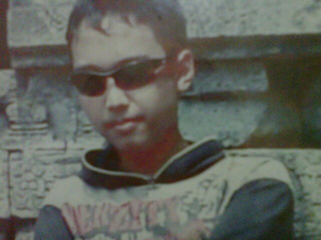 Seorang humoris.    Wa:088801389358.   Bbm:317104E5.          Telepon:02197856185         Facebook:dennyagustapaksiano@yahoo.co.id✉