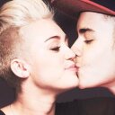#Bangerz8thOctober (@02_belieber) Twitter