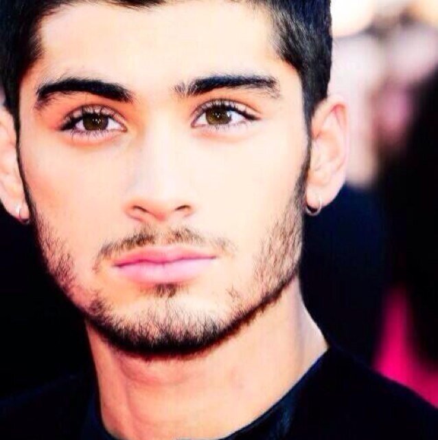 follow @bearhugzayn bc she's gucci
