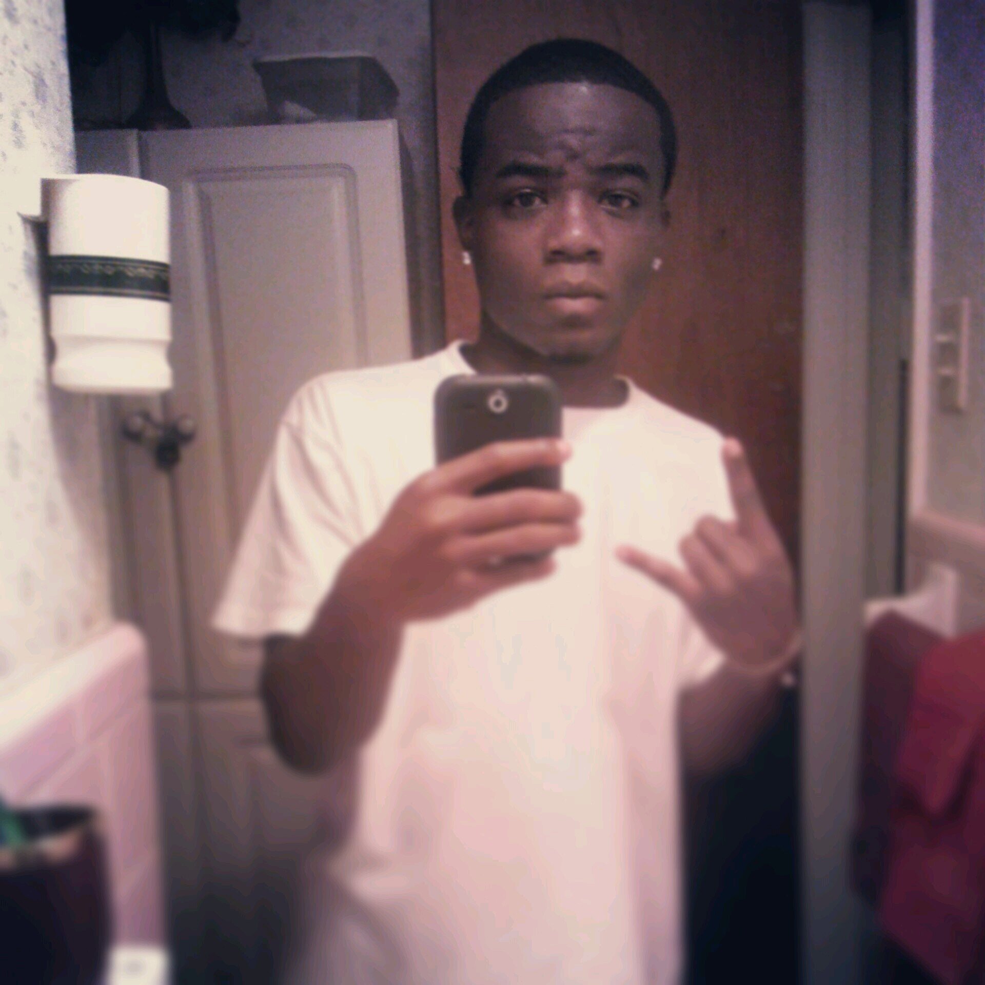 keep it G, and BOS up Dnt lay dwn tu fold up folks .. #kik:DRosee600