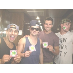 Cuenta dedicada a @bigtimerush en @euroclub_europa.De lunes a viernes de 21 a 23{@luvjepsenx}Mario Jefferson tweeted x3,Laura and euroclub follow,Juanma tweeted