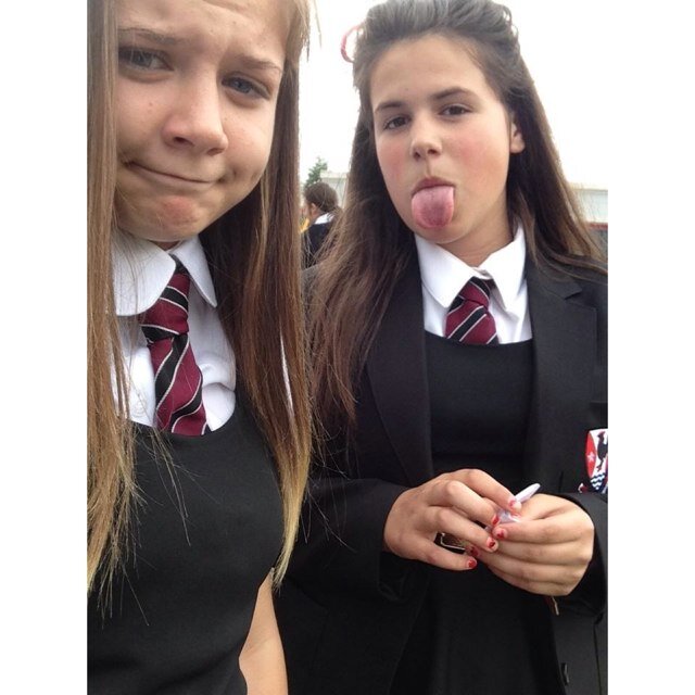 beccaclark2001's profile picture. bios are for gayys