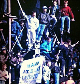 Photo's, Spare Tickets, Chants & General away day talk.