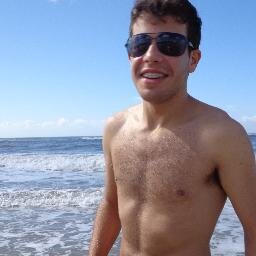 você pode ter todo o dinheiro do mundo, mas, há algo q você jamais poderá comprar: UM DINOSSAURO