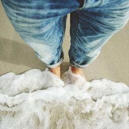 Leave the world behind, forever and always together♡