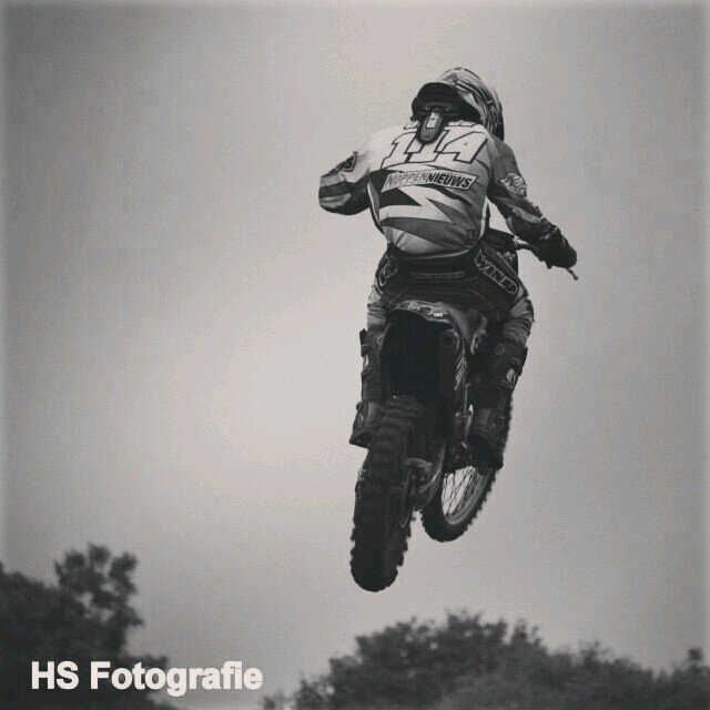 BastianU114's profile picture. 7B9AFF7E insta; bastianu199  WFO/ 125CC #114