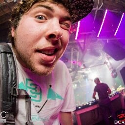 DJ / Producer / Artist / #LIFTEDATX #SLICEGANG https://www.facebook.com/DJAndrewMoneta