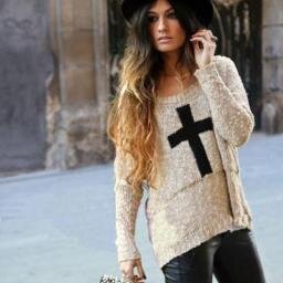 ¡Hola! ¿Estás cansada de llevar la misma ropa que todas las chicas?  Entra en nuestra web ♥♥♥