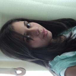 Amo pizza, novela e etc. Odeio esportes e escola