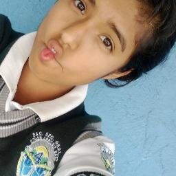 @matthunter123 no me sige  pero lo amo y muchisimo no saben cuanto daria todo por qe el me sigiera pero ya llegara el momento ,hasta sueño con qe me siga =)