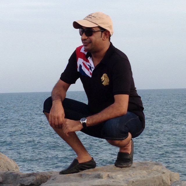 عاشق . متأمل .متفائل