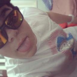 - Di▲S DE LUT▲ , Di▲S GLORi▲   
       ( Charlie Brown Jr  )