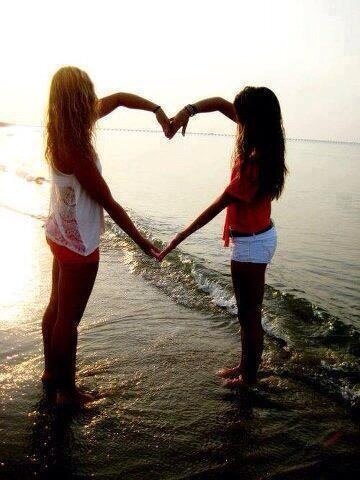 ~AGAINST BULLYING~ help those who have been bullied.! hug everyone who has been judged, mistreated, & needs a friend. like this page to change the world.!