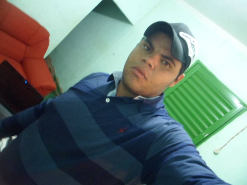 Fiel com sede de conhecer novas pessoas