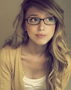 Meiga , ciumenta , sincera , legal , simplesmente EU (: