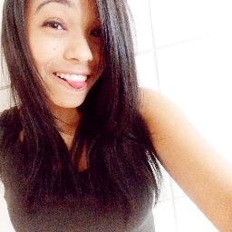 irmã da @JessycaLora,Livre pra poder sorrir, sim