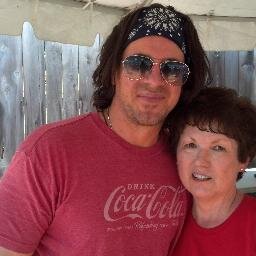 Devoted Christian Kane, Leverage, The Librarians, & Almost Paradise fan/Kaniac AND Founder of Christian Kane Vote & Promote!!