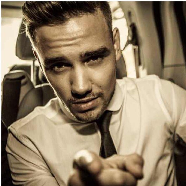 Im an iowan that loves 1D