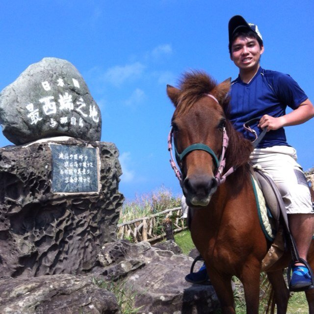 舞台、アニメや漫画、旅行、競馬など色々好きです。好きが高じてエンタメ業界で働くこと早12年目。雑食なので広く浅く、たまに深く。