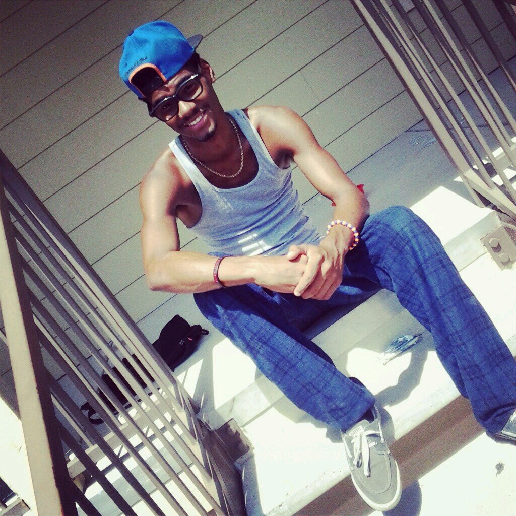 I am Basketball.  IG: mr_miyagi6 follow me . Im tryna be #trippyent but they wont let me ! Weezy F