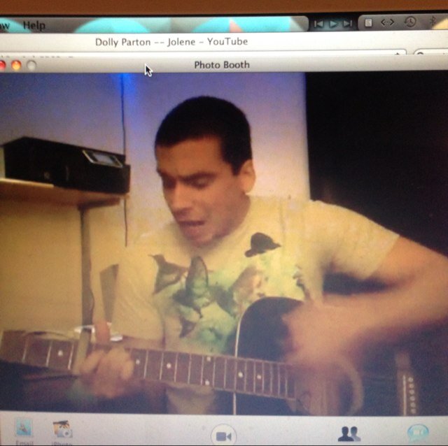 ffnikosuave's profile picture. 