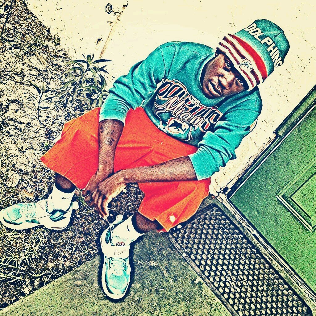 Facebook: Shock Zoe. Instagram: BIKERBOYLYFE. EVERYDAY I WAKE UP GOTTA DIFFERENT BITCH!!!