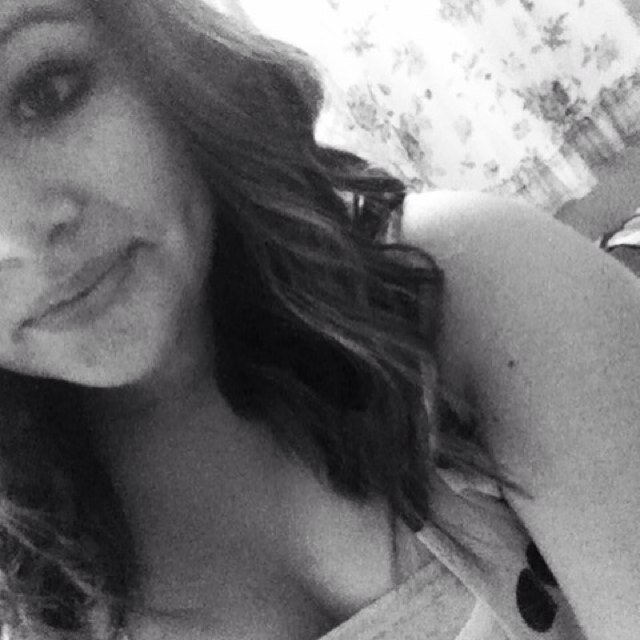 Kayleigh2000S's profile picture. 