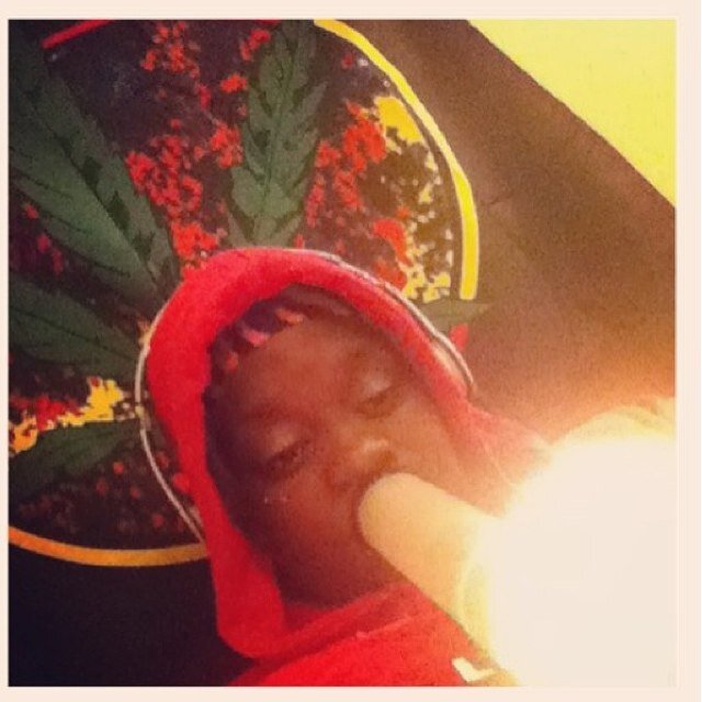 Cali living niguha #teambahamas #teAmsmokeweed #thuglife #hustlehard #killagang bang bang lol love live life and smile at the bullshit enjoy it