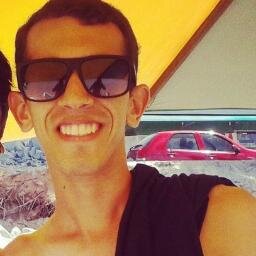 Técnico em Guia de Turismo (IFRN) e Estudante de Turismo da UFRN.Agente de Viagens na Dandara Turismo.