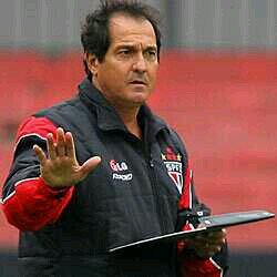 campeão em 2006, 2007 e 2008.