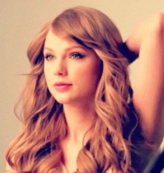 Hai guys are you swiftie ? i'am swiftie please follow me and i promise to followyou back #promise