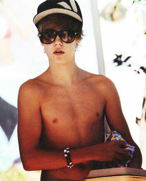 JUSTIN DREW BIEBER MALLETT