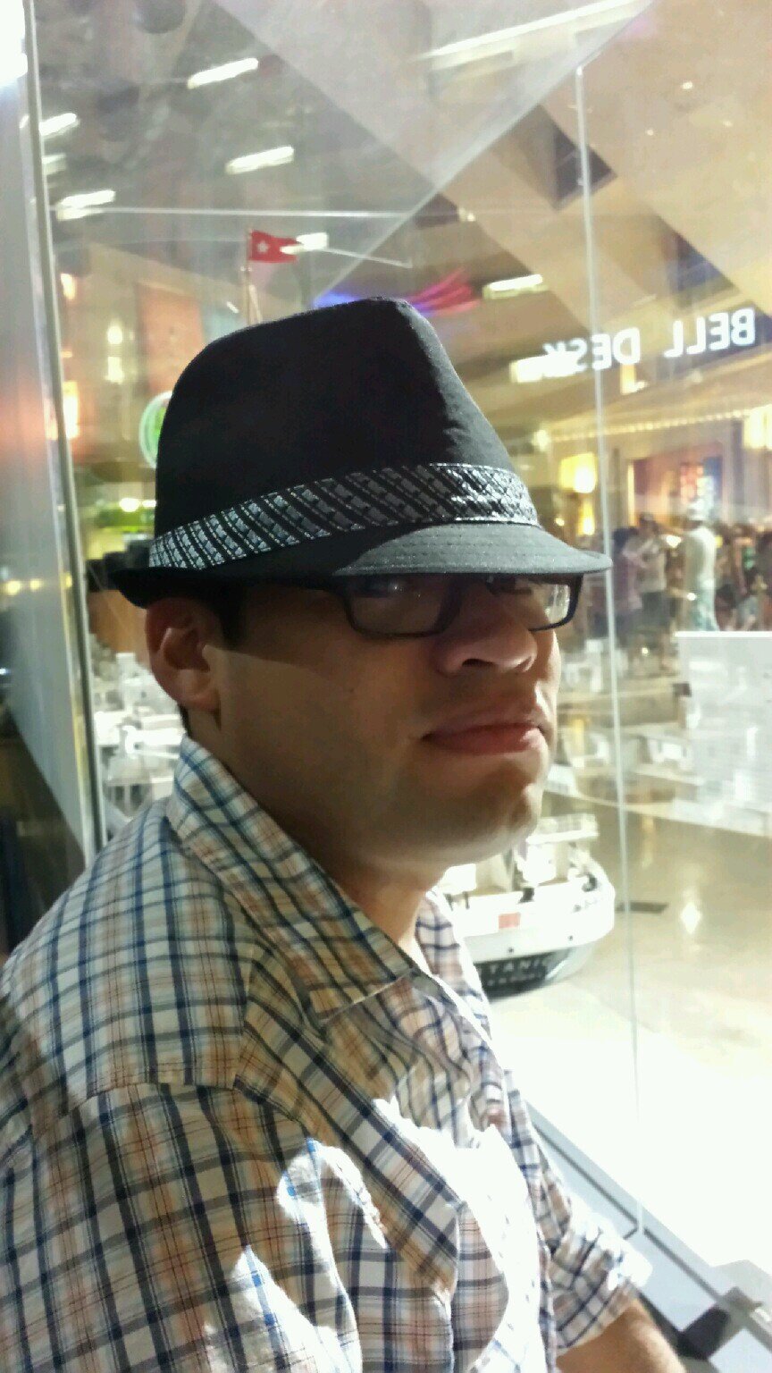 MangoEruption's profile picture. Former CAV Scout of the US Army, and currently a sec officer. So you can say it's always been my job to find trouble... and get away with it.