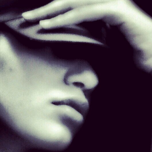 RtayassiR's profile picture. half your beauty is more than enough ;)